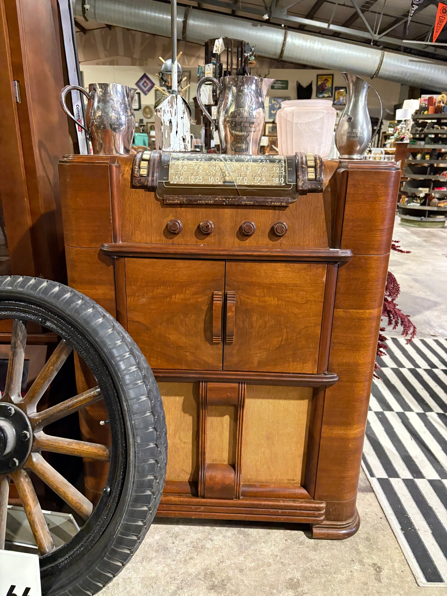 1946 Admiral Radio & Record Player