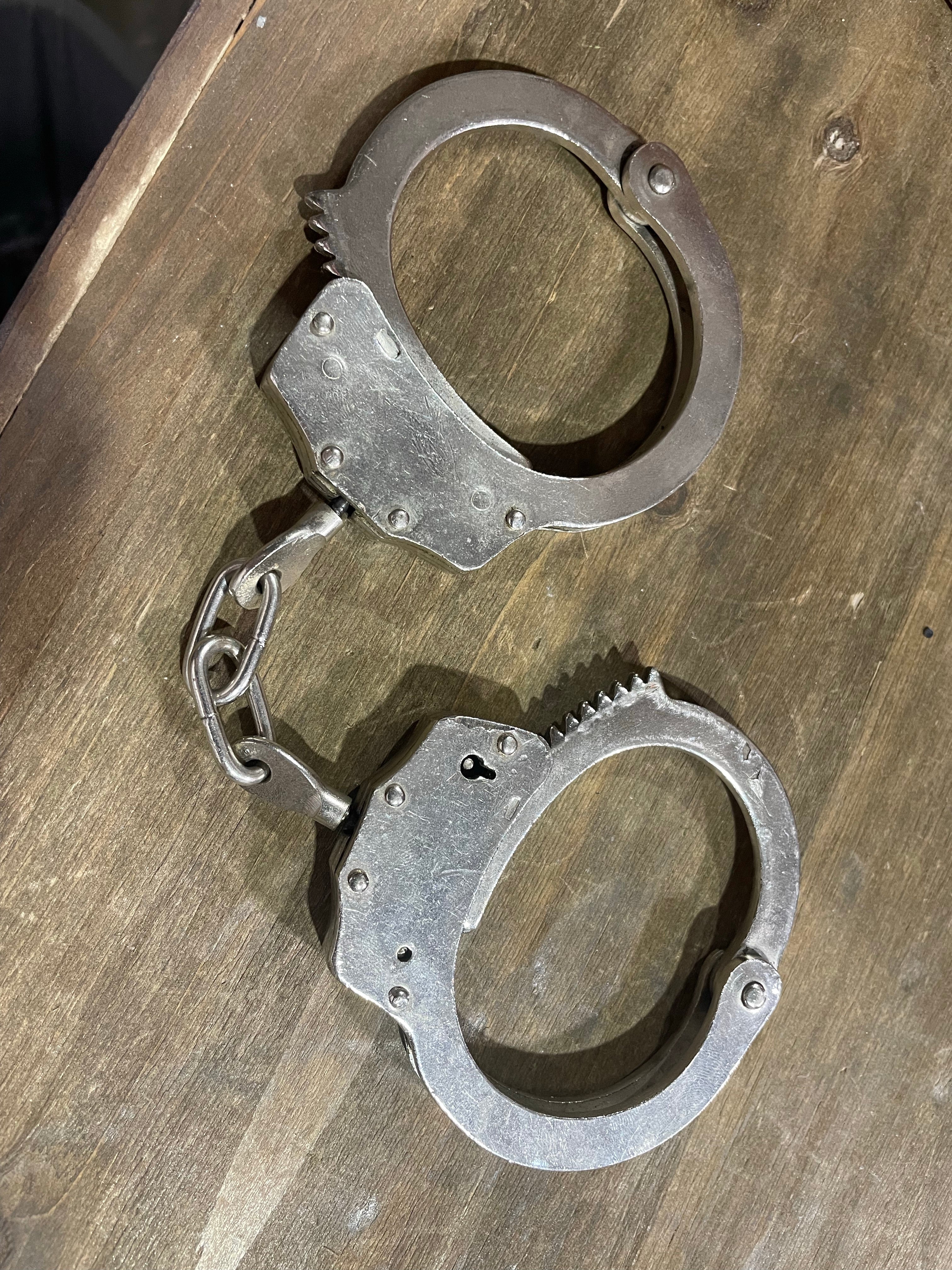 Vintage Handcuffs – Antiqueology
