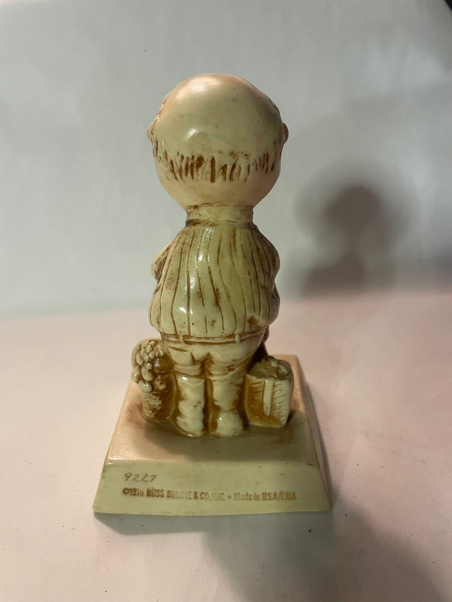 1976 Retirement Statue, numbered