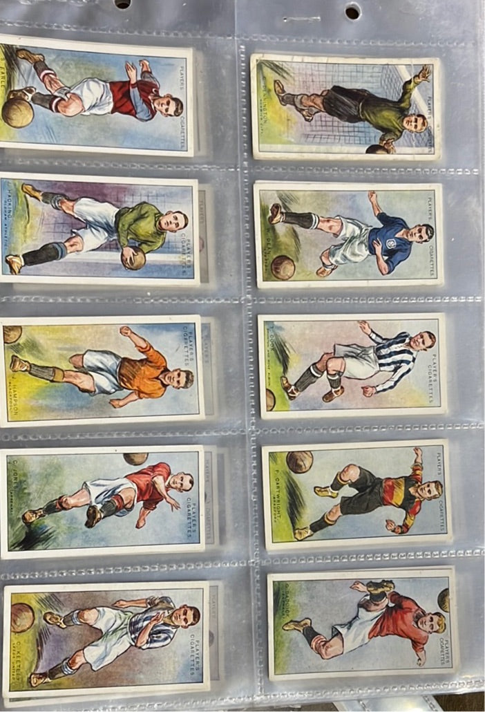 Footballers 1928-29 2nd Series set of 25 cards