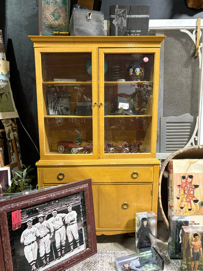 MidCentury Hutch