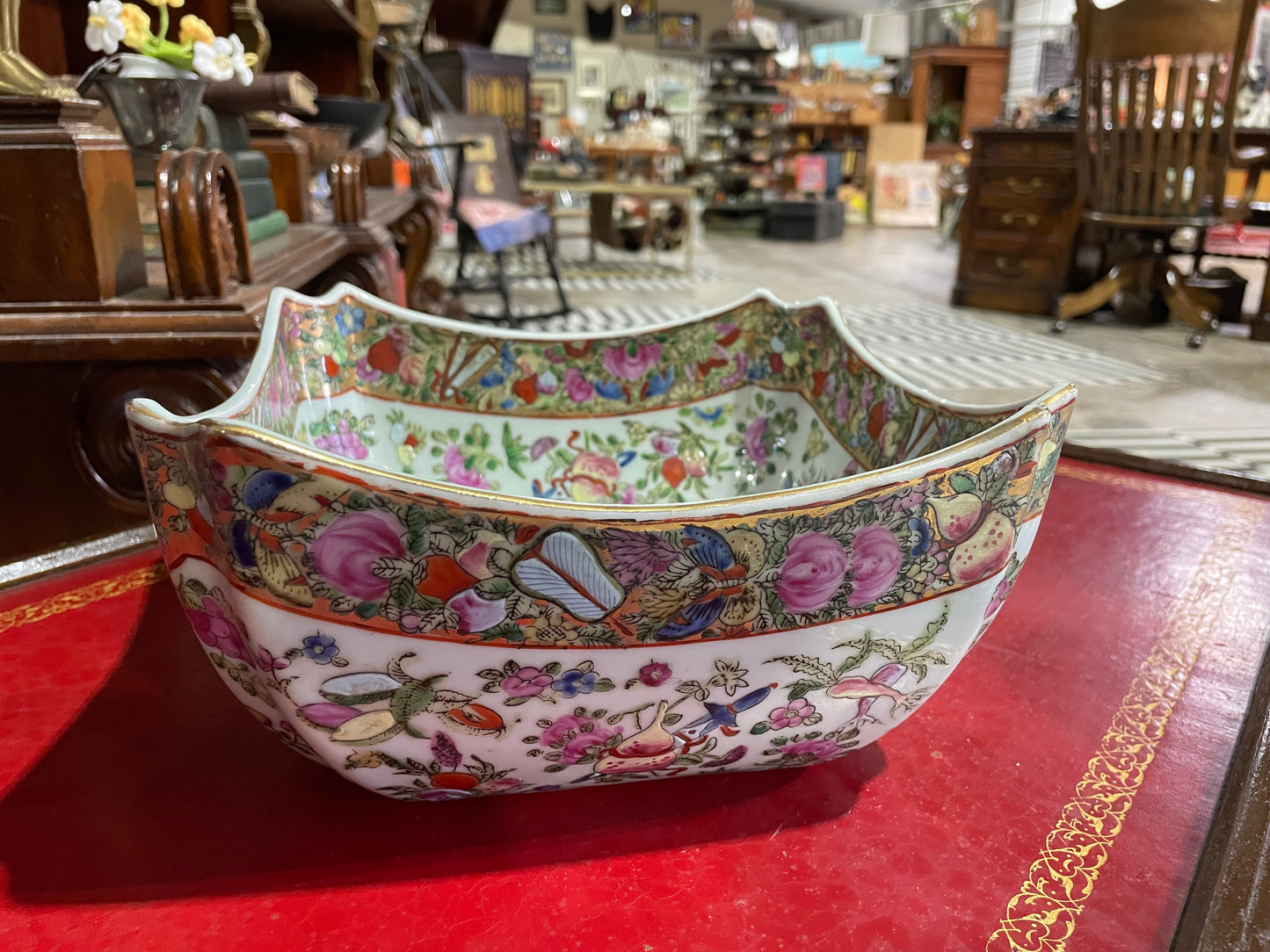 Chinese Famille Rose Porcelain Bowl