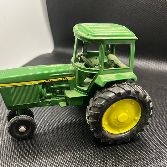 John Deere Die Cast Tractor