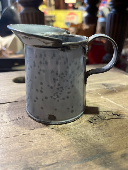 Graniteware creamer