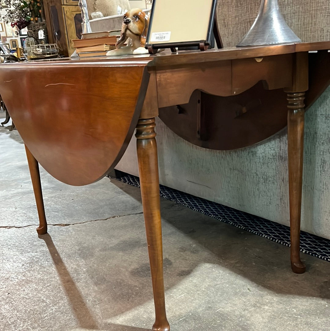 Maple drop leaf table