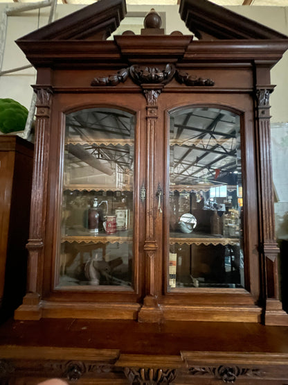 1890s Grand Hunt Cabinet