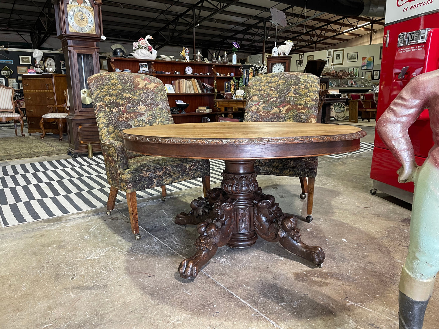 European Carved Oak Oval Hunt Table