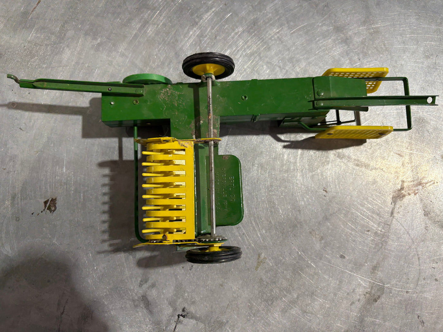 Vintage John Deere Square Baler Toy, ERTL