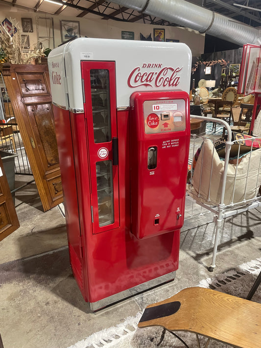 Vendo 72 Coke Machine