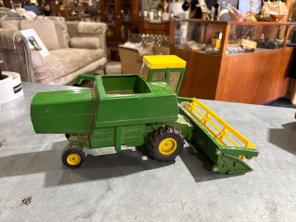 Vintage John Deere 6600 Combine Toy, ERTL