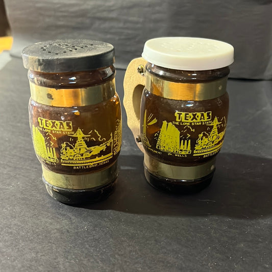 Vintage Texas salt and pepper