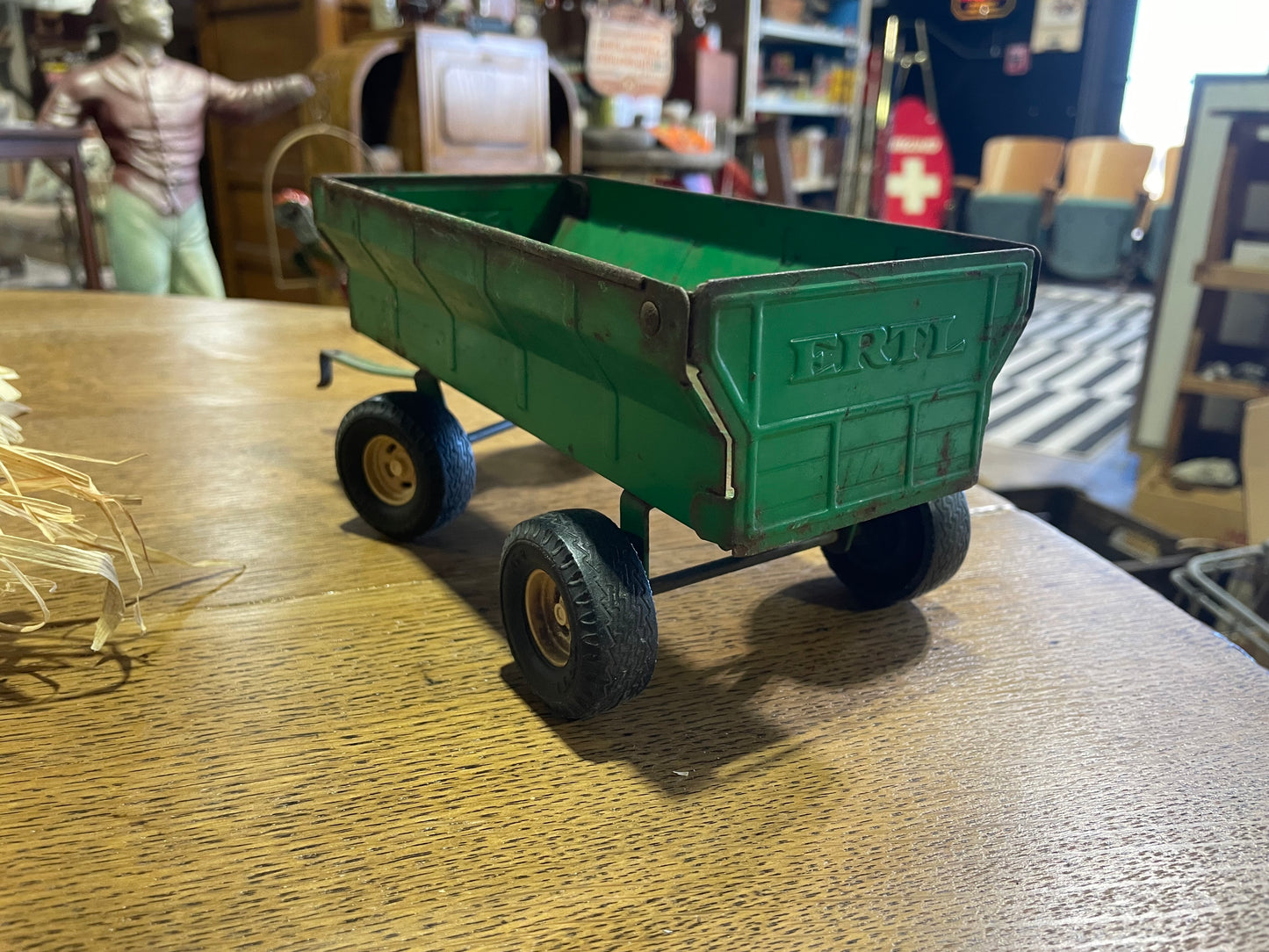 Vintage Ertl Green Farm Wagon JD