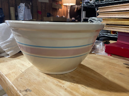 Vintage McCoy #12 XL Mixing Bowl