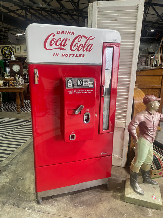 Vendo 110 Coke Machine