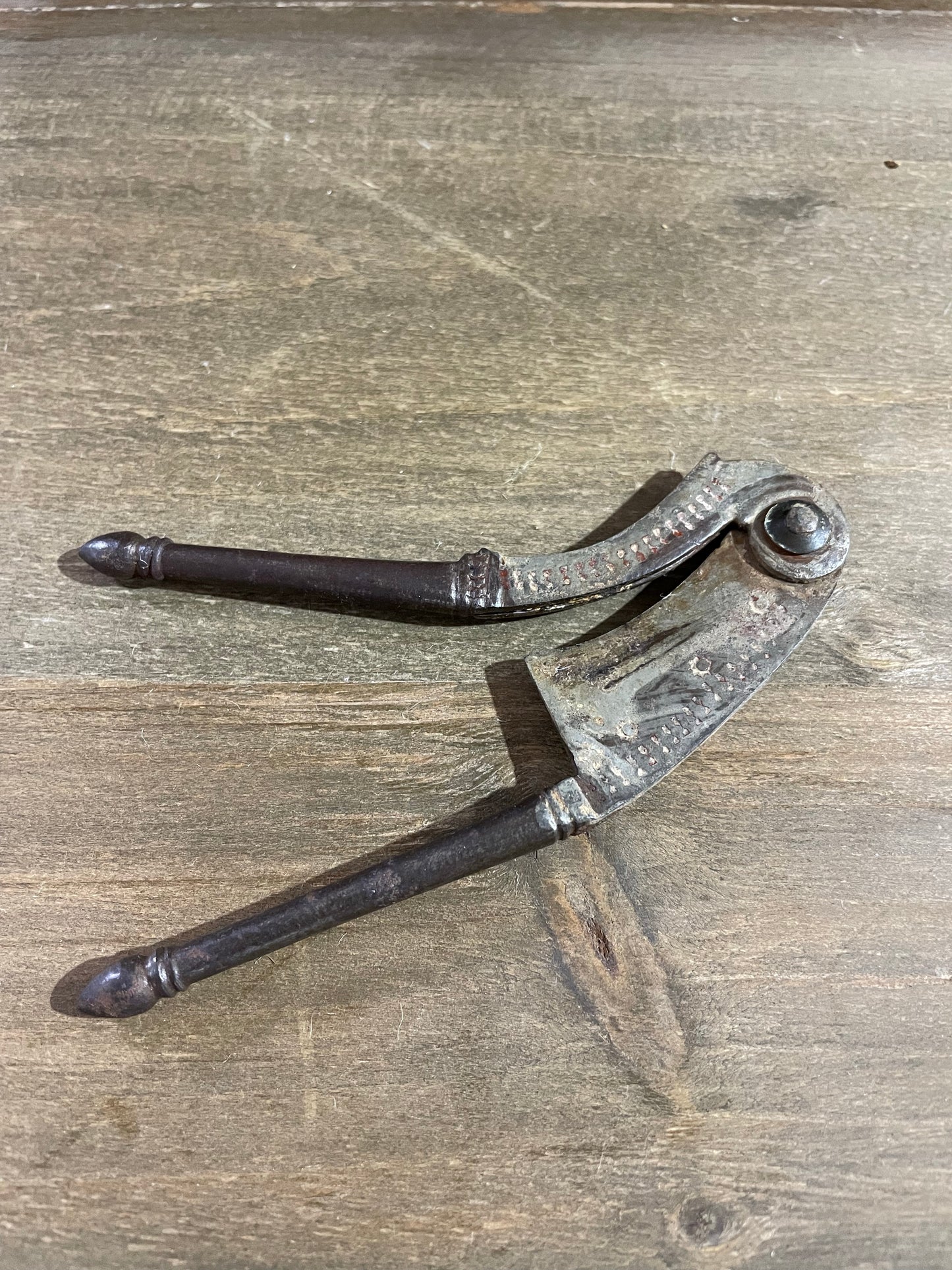 Antique Iron Betel (Nut Cutter)