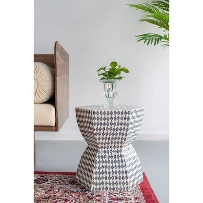 Checkmate Capiz Accent Stool/Table