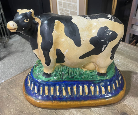 Vintage Cow Decor