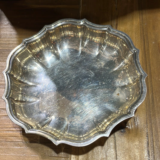 Chippendale Scalloped Tray