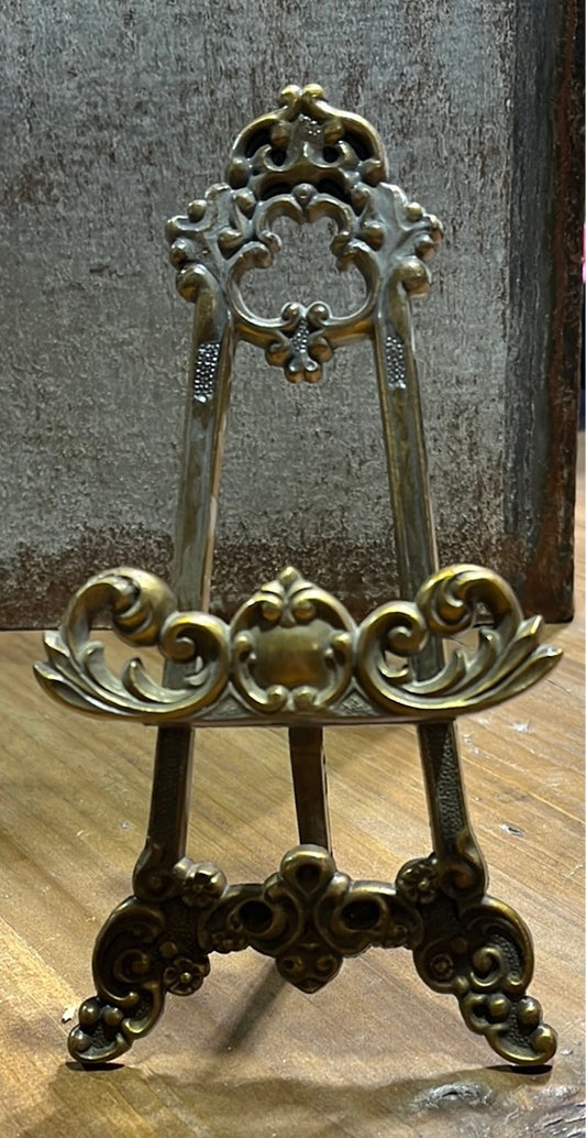 Vintage gold tone easel